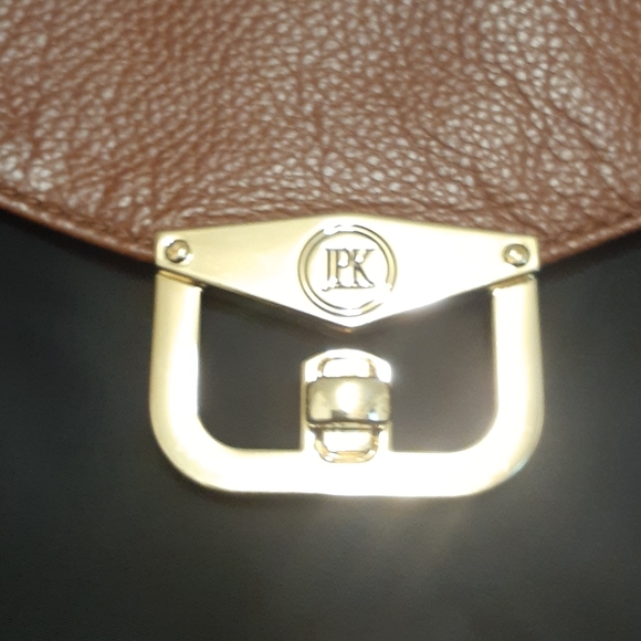 Purse - Picture 2 of 3